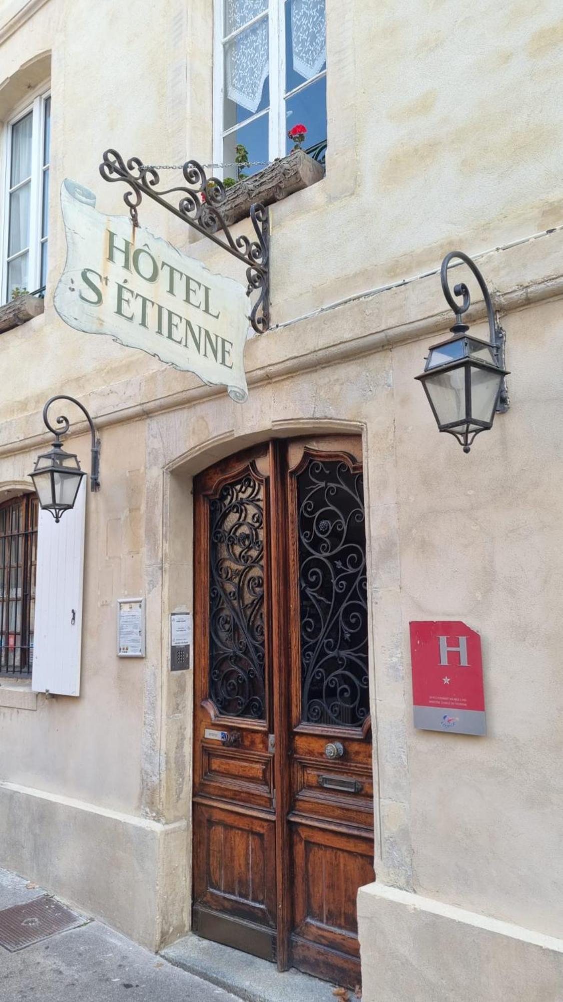 Hotel Saint Etienne كان المظهر الخارجي الصورة